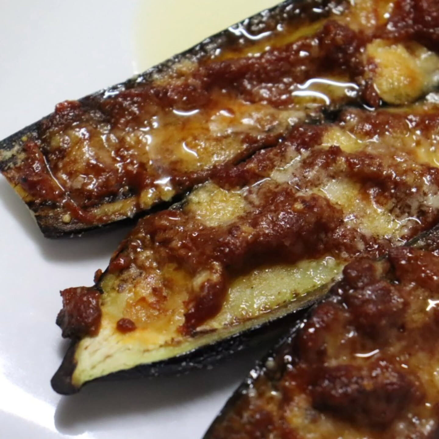 🍆 今日はナスのチーズ焼きについて語りたいと思います！✨ こ