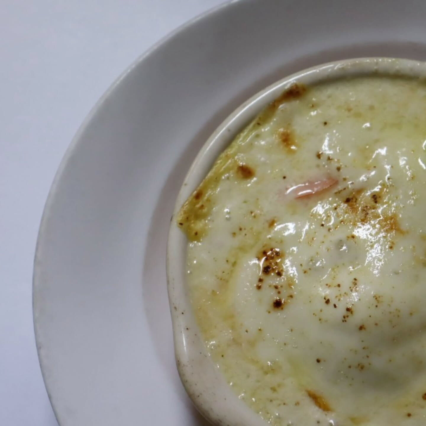 寒い時期に恋しくなる味といえば、「カニのグラタン」🦀🧀！この